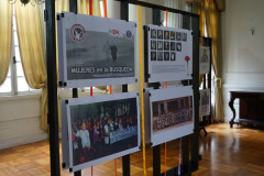 mujeres_en-_la_busqueda00002