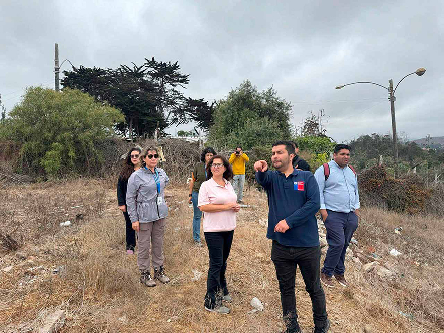 Con tecnología de punta buscan determinar intervención humana en terreno aledaño a Casa Piedra